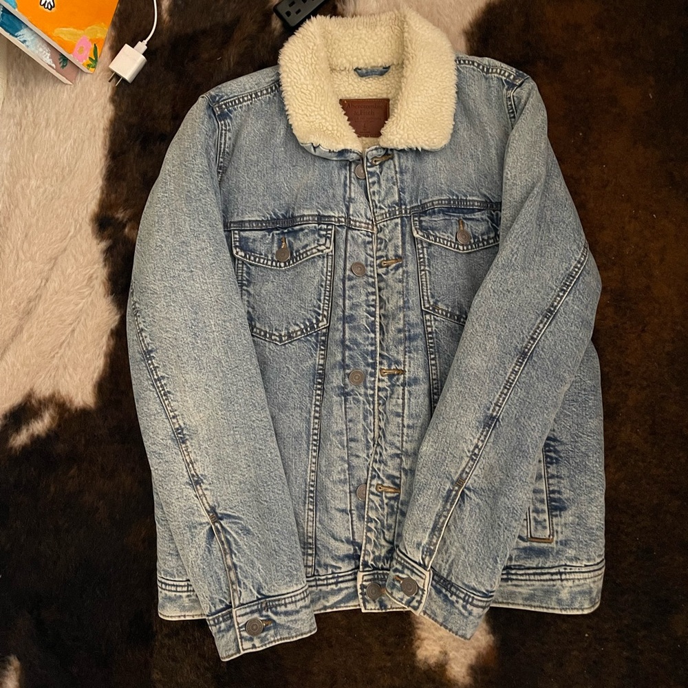 Abercrombie and Fitch Sherpa denim trucker jacket Americana